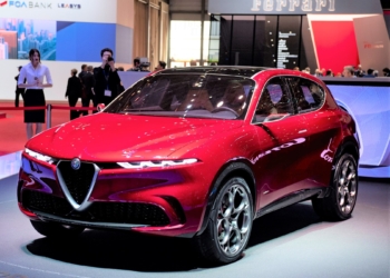 İlk hibridi SUV olacak