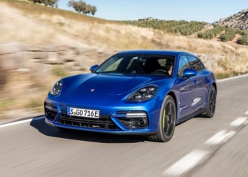 Porsche’den satış rekoru