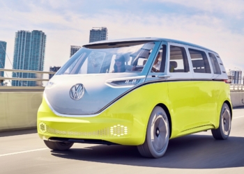VW, Tesla’yı çarpacak!