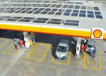 Enerjisini güneşten alan ilk istasyon