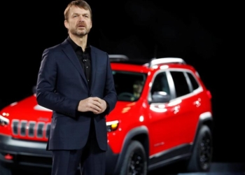 Hisseler fırladı, CEO sattı