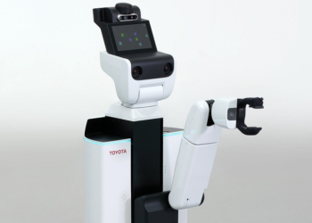 Yardımcı robotlar geliyor