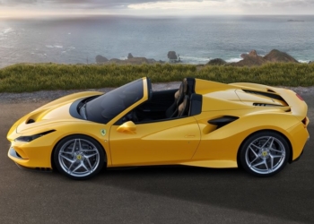 Ferrari’nin en yenisi F8 Spider