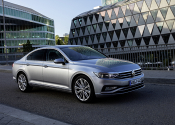 Yeni Passat’a teknoloji dopingi