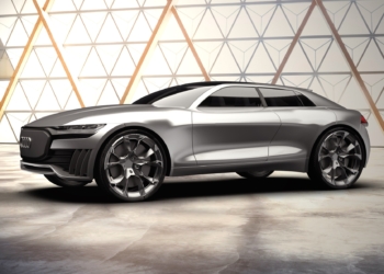 Audi’den üç yeni elektrikli atağı
