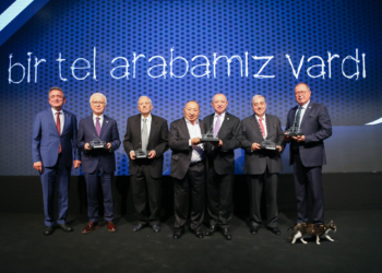 ‘Bir Tel Arabamız Vardı’ ışık tuttu