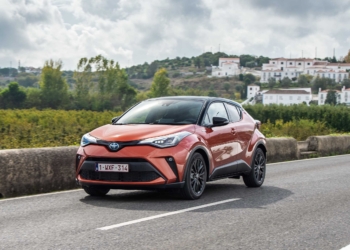 Yeni C-HR’a daha güçlü hibrit motor