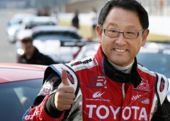 Toyota Başkanı test etti, onayı verdi