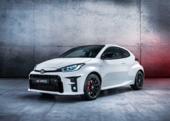 261 beygirlik yarışçı Yaris
