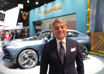 Renault için Seat’ı bıraktı