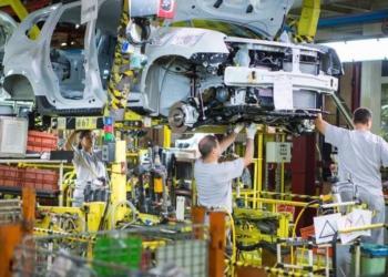 Dacia’nın üç tesisinde üretime mola