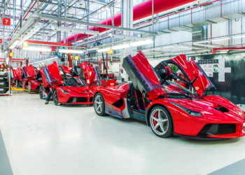 Ferrari piste nasıl dönecek?