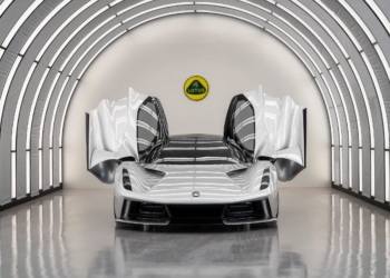 Lotus’tan ucuz model atağı
