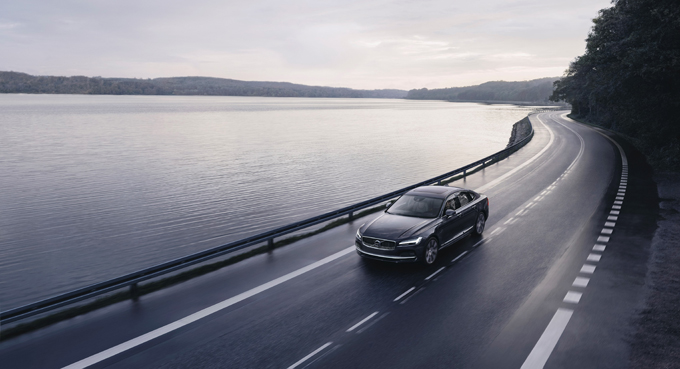 Tüm Volvo’lara 180 km/s hız sınırı