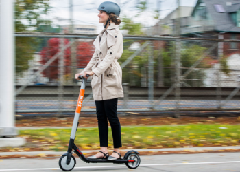 Elektrikli scooter’a ehliyet şartı