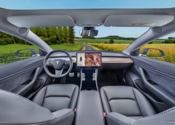 Tesla’dan video konferans özelliği