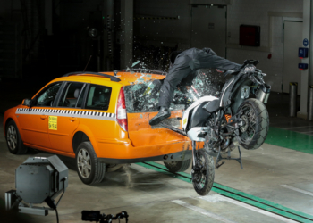 Otomatik acil çağrı sistemi