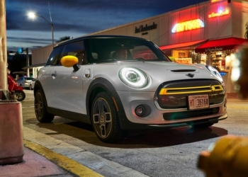 Elektrikli MINI, Türkiye’de satışta