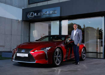 Pandemi Lexus’u durduramadı