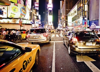 New York elektrikleniyor