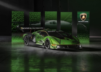 Lamborghini pist için özel tasarladı