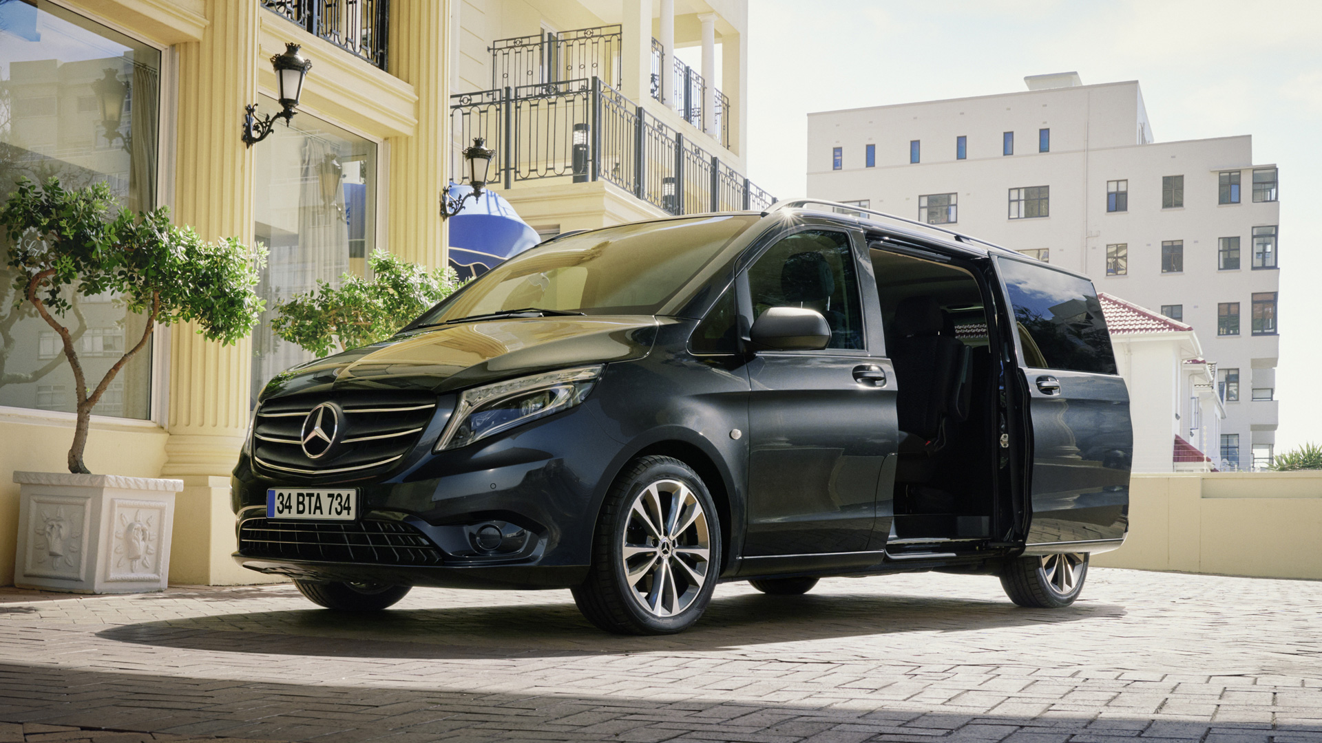 Yenilenen Vito Tourer Türkiye’de