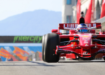 Formula 1’e 100 bin kişi bekleniyor
