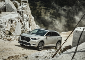 DS 7 Crossback E-Tense satışta