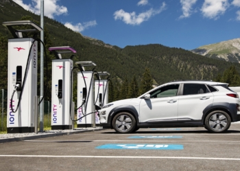 Elektrikli SUV’larla büyüyecek