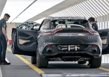 Aston Martin’e Mercedes imzası