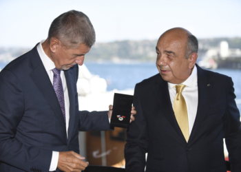 Liyakat Madalyası’na layık görüldü