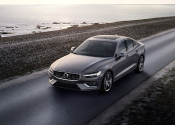 Yeni S60’da 200 kişiye özel fiyat