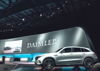 Daimler iki şirkete ayrılıyor