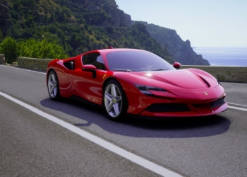 Elektrikli Ferrari ne zaman geliyor?