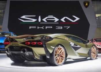 Lamborghini elektrikleniyor