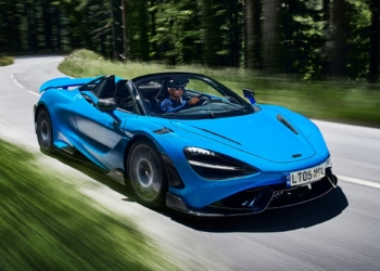 McLaren’in en güçlü üstsüzü