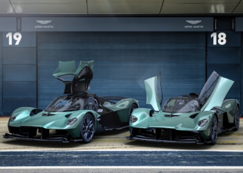 Aston Martin’den süper üstsüz