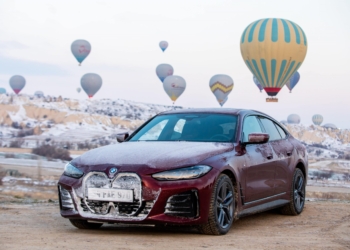 İlk gran coupe elektriklisi satışta