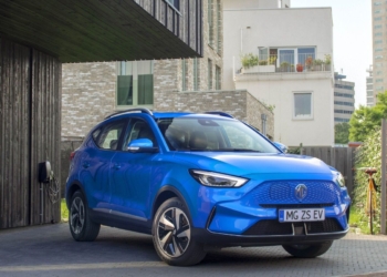 Yeni MG ZS’te menzil 440 km’ye çıktı