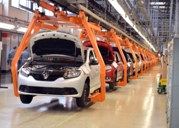 Renault, AvtoVAZ hisselerini sattı