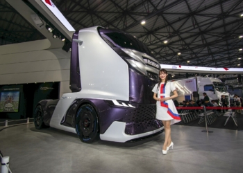 Tokyo Fuarı ismini değiştirdi