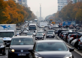 Ucuz toplum taşıma ile trafik çözümü