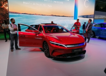 Çinli BYD Avrupa’ya Paris’ten giriyor