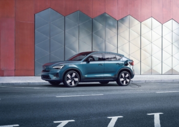Volvo’nun ikinci elektriklisi satışta