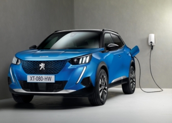 Peugeot’nun ilk elektriklisi yok sattı