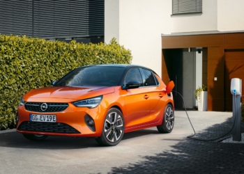 Elektrikli Corsa satışa çıktı