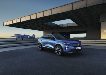 Renault’dan coupe SUV Rafale