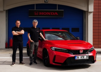 Yeni Type R ile yeni model atağını başlattı