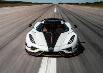 Yeni hız rekortmeni Koenigsegg