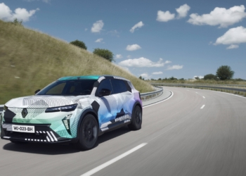 Elektrikli yeni Scenic 2024’te çıkacak
